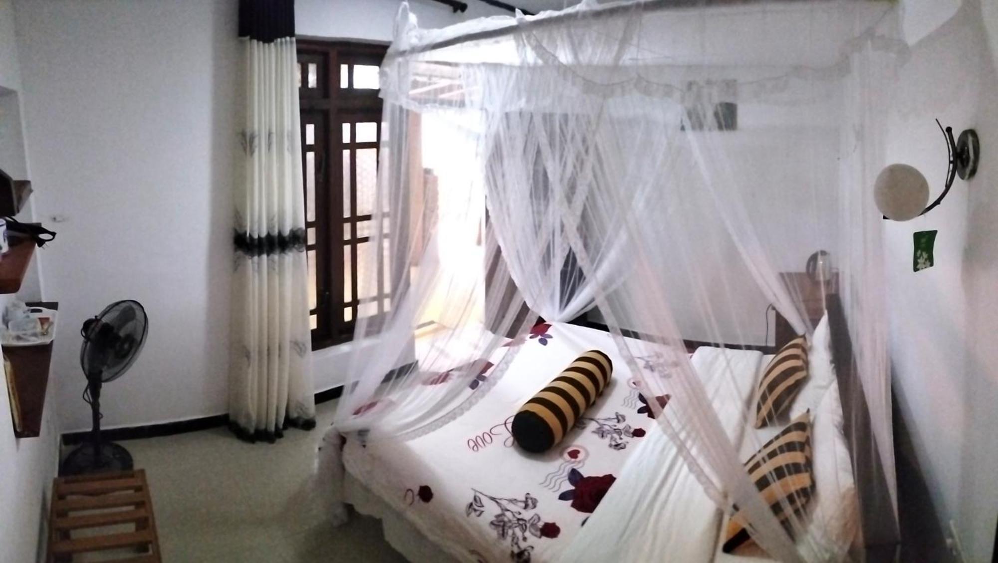 Supipi Homestay إيلا المظهر الخارجي الصورة